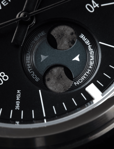 AVERAU 39 Moon phase